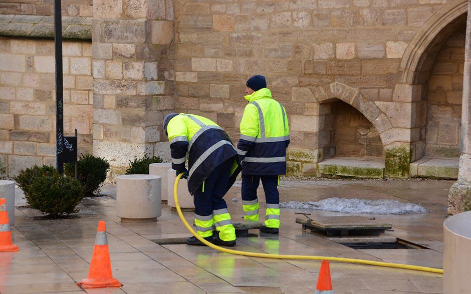 tarif plombier débouchage canalisation Ivors